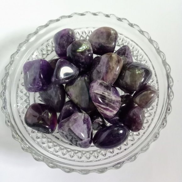 Amethyst- Natural amethyst- Tumbled amethyst- Relaxation crystal - Picture 1 of 1